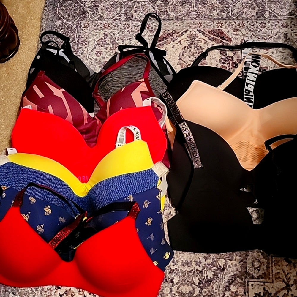 Pink & VS Bra's